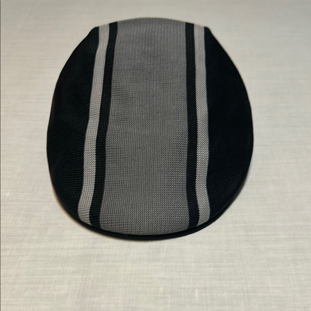 NWOT Nike Vintage Two-Tone Black and Gray Golf Cap - Picture 3 of 7